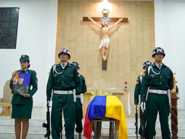 Honores militares a soldado profesional asesinado en la región del Catatumbo por el ELN. / Foto: Ejército Nacional.