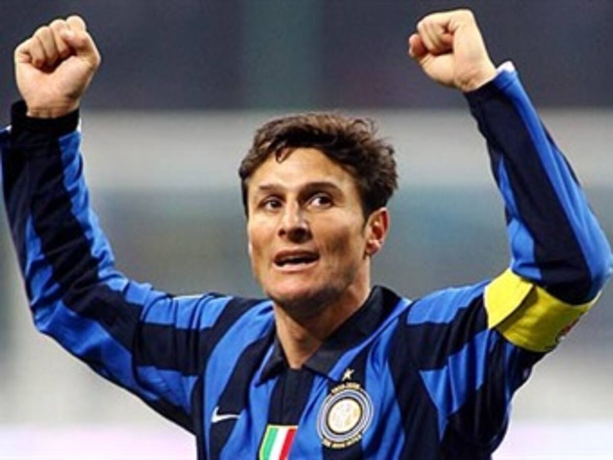 Javier Zanetti no tiene en mente retirarse del fútbol