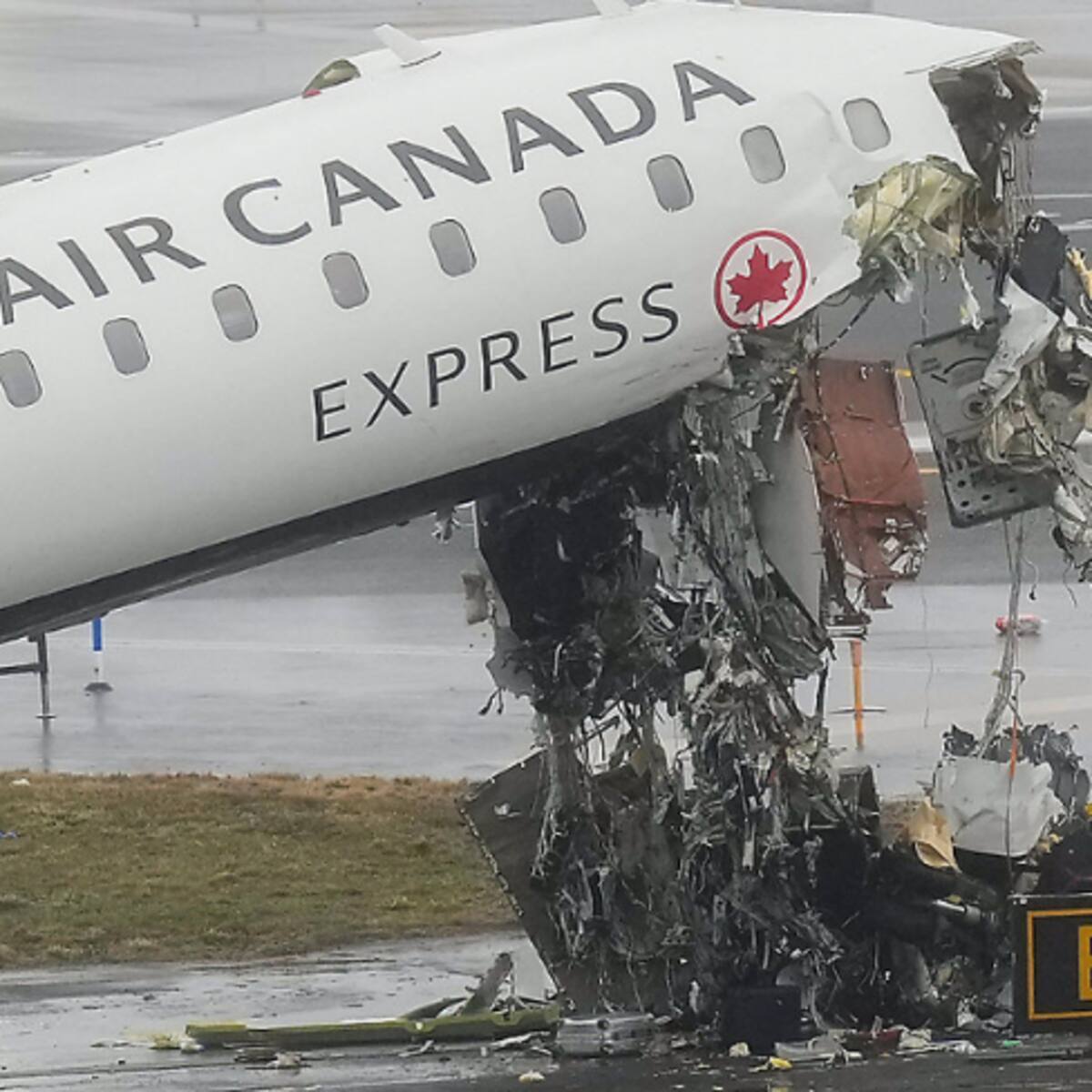 Sistema de seguridad de LaGuardia no emitió alertas antes de colisión mortal entre avión y bomberos