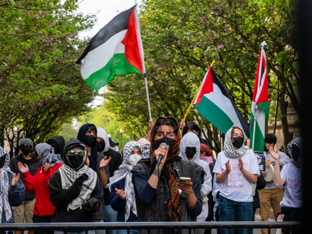 Protestas en universidades de EE.UU. le costarían las elecciones a Biden: Manuela Luengas