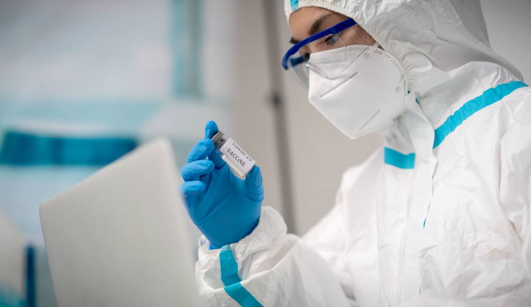 Vacuna Moderna by Getty Images