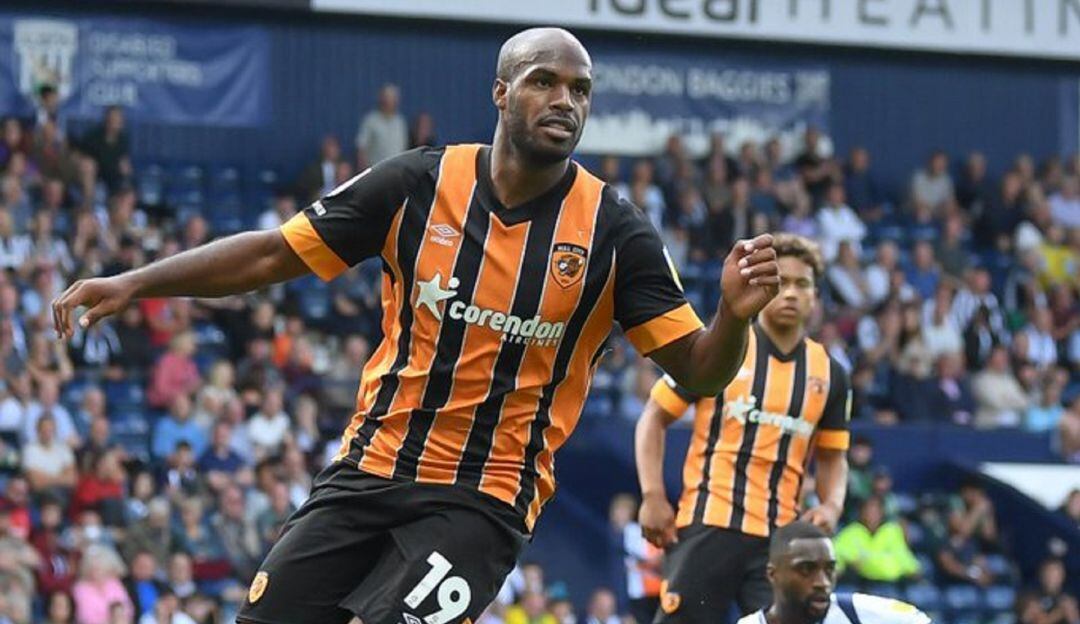 Óscar Estupiñán, delantero colombiano