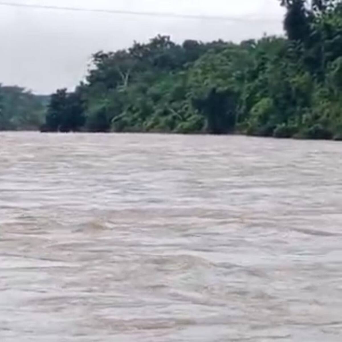 Por fuertes lluvias, cinco ríos de Santander en alerta roja y naranja