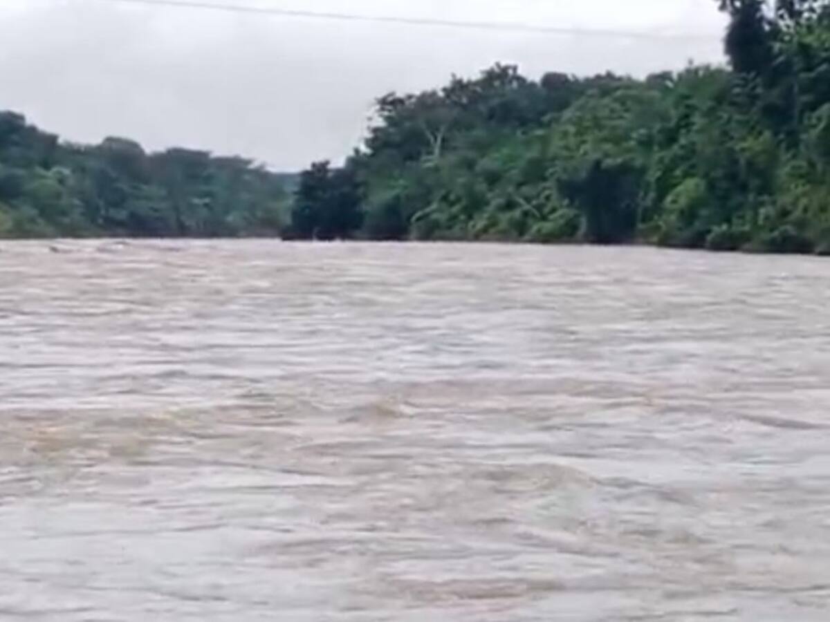 En alerta roja y naranja se encuentran algunos ríos de Santander