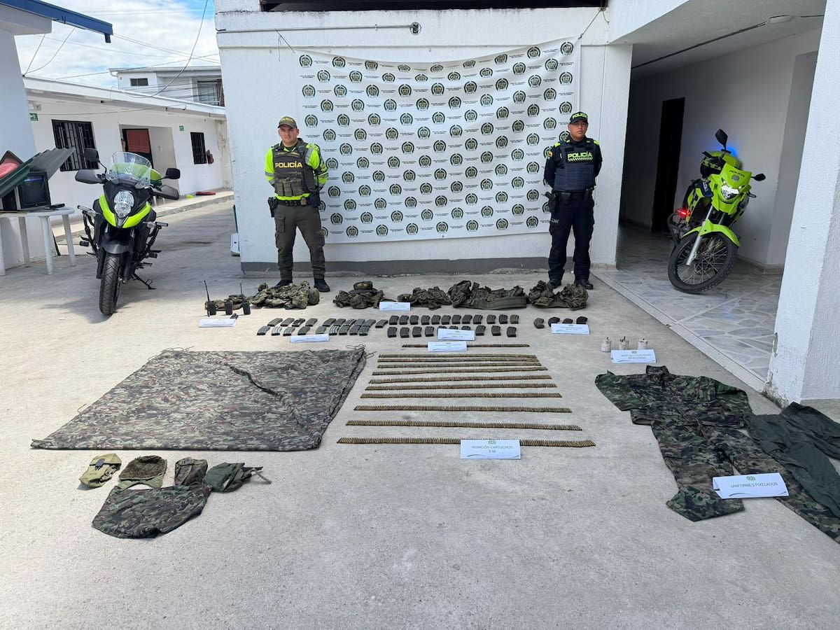 Hallan material de guerra abandonado en la vía entre Gigante y Neiva