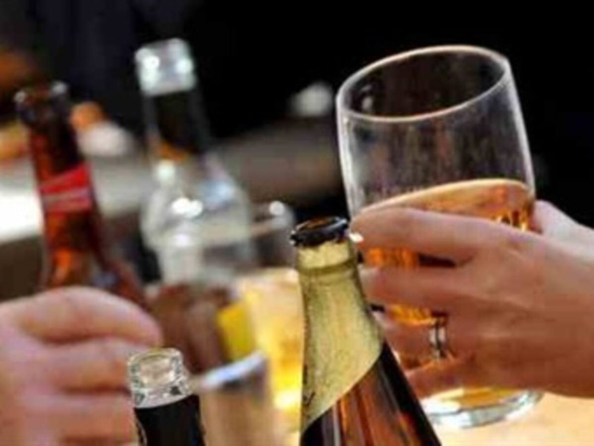 Prevenga intoxicación por exceso de alcohol