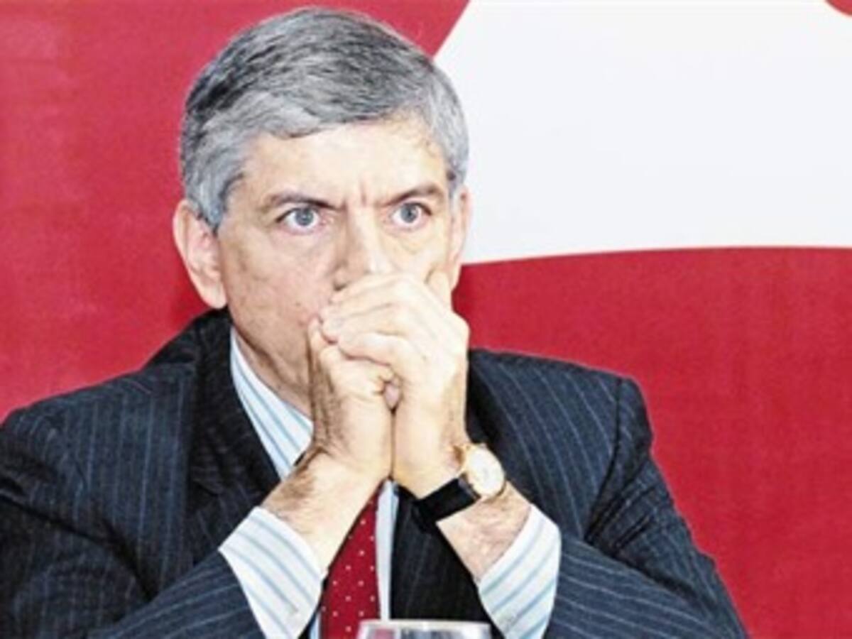 Agarrón entre el gobierno y el partido Liberal por consultas del domingo