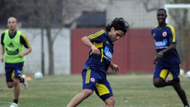 Colombia-Perú abren hoy los cuartos de final en Córdoba