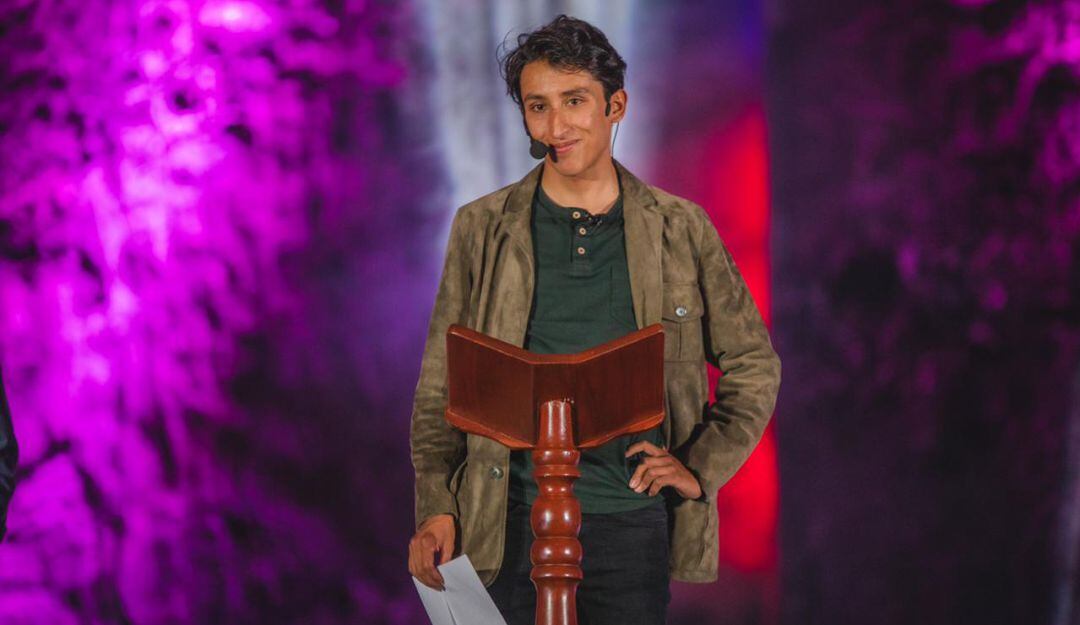 Egan Bernal durante su homenaje en la catedral de sal de Zipaquirá.