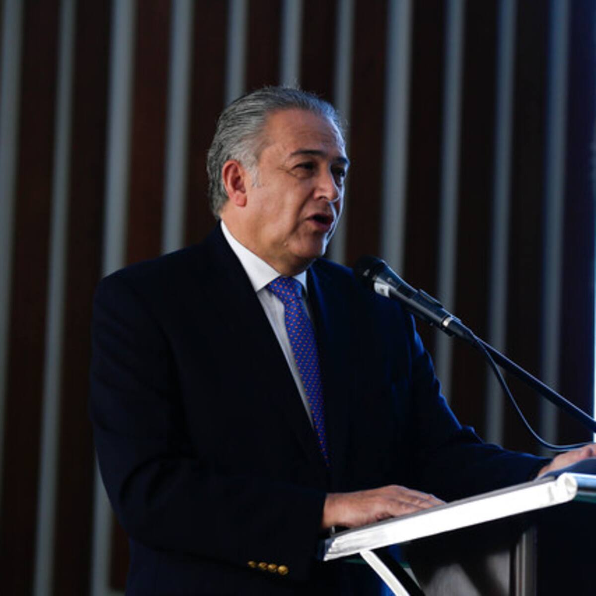 General (r) Óscar Naranjo no será candidato a la Presidencia