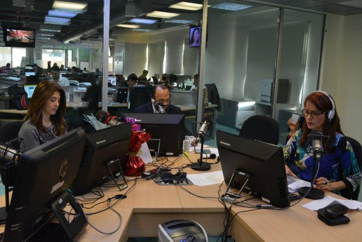 Tras dos décadas de estar inundando de humor a los colombianos, el admirado periodista se retira de La Luciérnaga, vea como desarrolla su último programa.