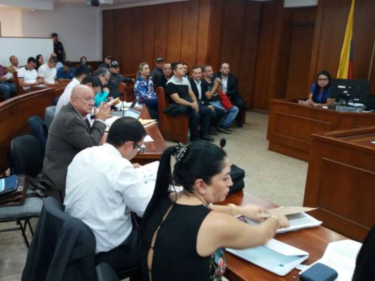 Hay indicios que dineros valorización fueron a campañas políticas: Fiscal