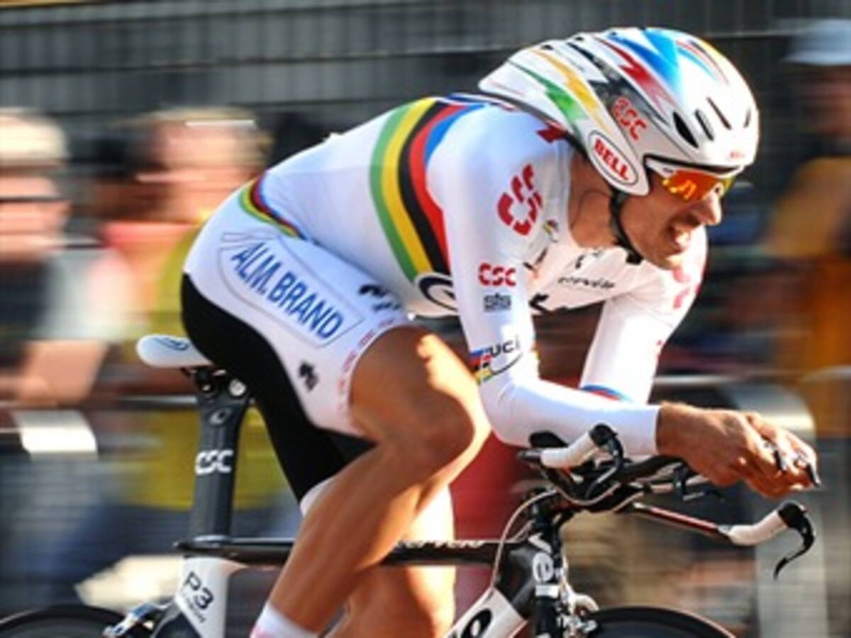 El ciclista Fabián Cancellara reasumió el liderato de la Vuelta España