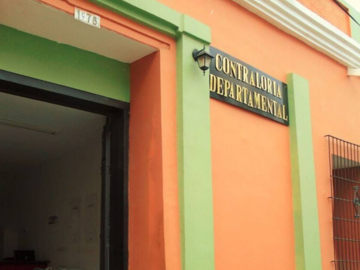 Sociedad civil recibe capacitación sobre control fiscal y social