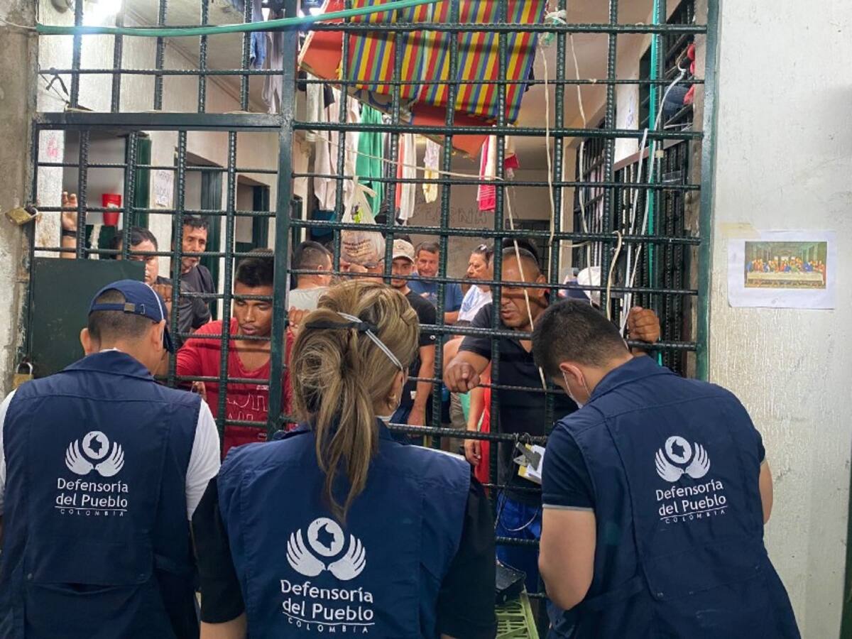 En Neiva, el hacinamiento en centros de detención transitoria, llega hasta el 270%.