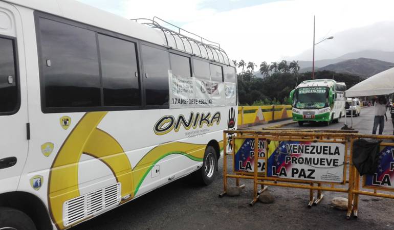 Transporte escolar binacional