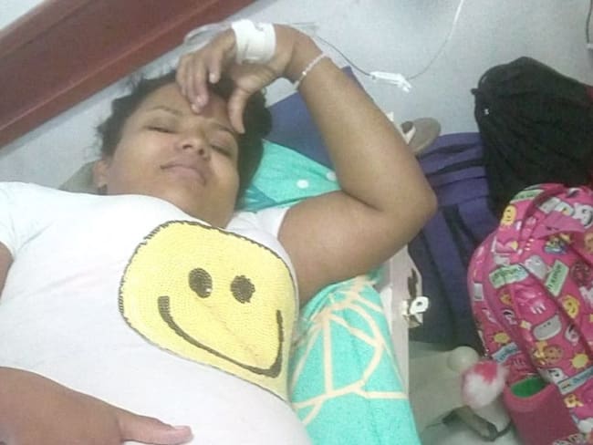 Niegan atención a mujer que está a punto de perder a su bebé en Santa Marta