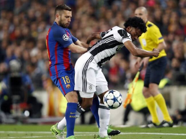 Con la Juventus, Cuadrado se mide ante el Barcelona