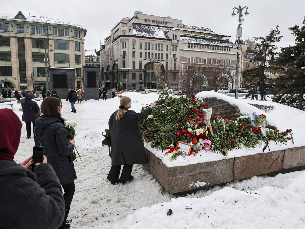 La familia del opositor ruso, Navalni, acusa al Kremlin de esconder su cuerpo