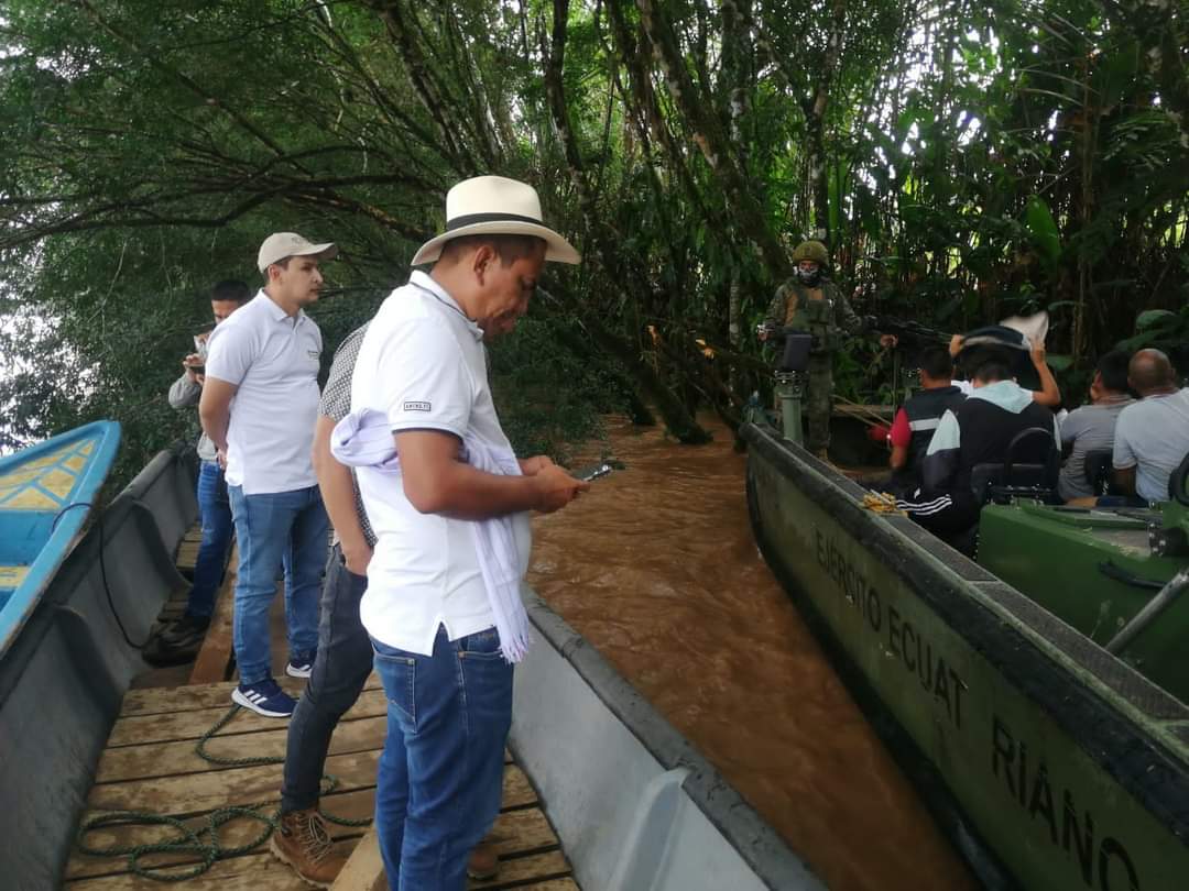 Indígenas del del  resguardo Yarinal de San Marcelino.