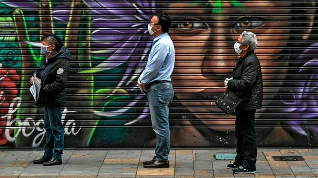 ¿Qué significa cuidarnos en esta nueva etapa de reactivación y fin del aislamiento?. Foto: Getty Images / JUAN BARRETO