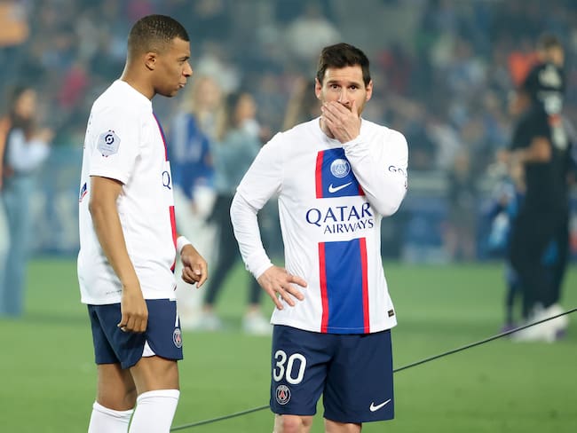 Kylian Mbappé y Lionel Messi están entre los nominados. (Photo by Jean Catuffe/Getty Images)
