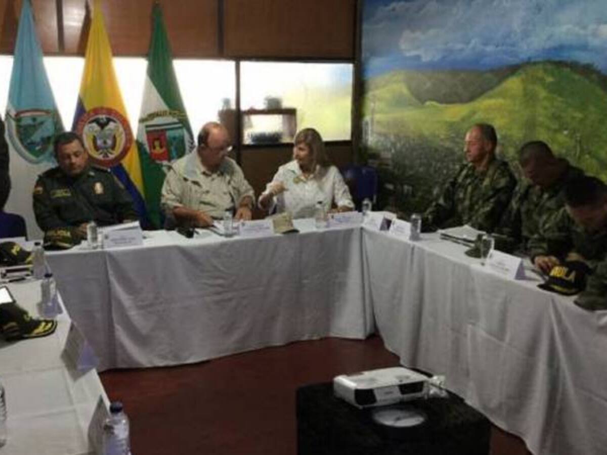 Autoridades en Cali definen ofensiva contra el ELN