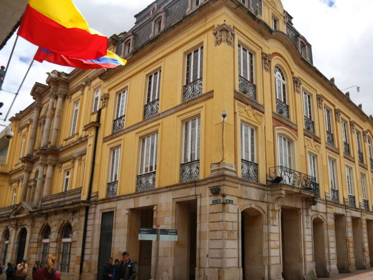 De 2.504 aspirantes a alcaldes locales solamente pasó el 3%