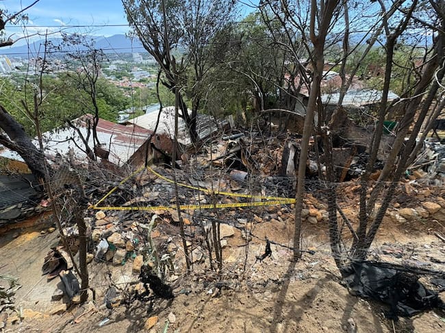 Incendio en Cúcuta deja un hombre muerto: vivienda quedó completamente consumida por las llamas. / Foto: Jenny Márquez.
