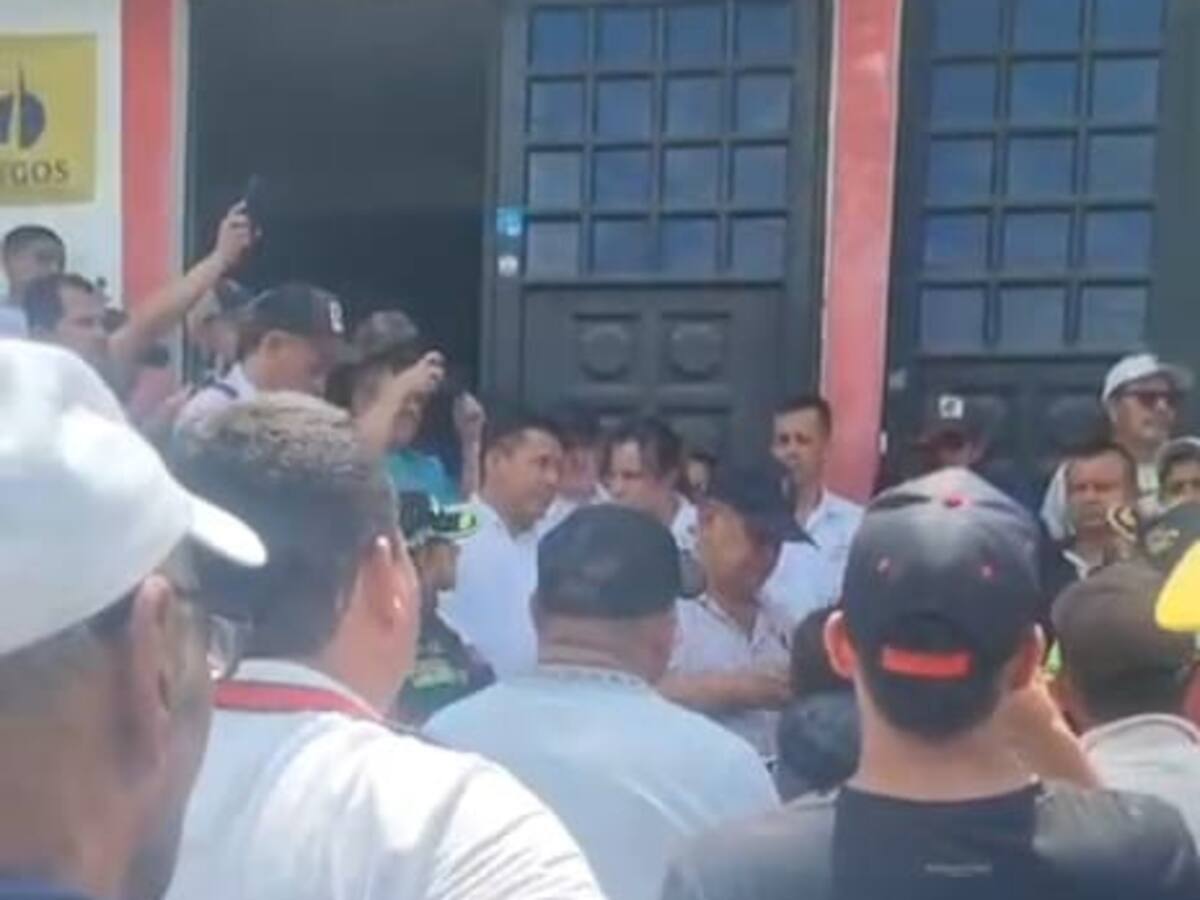 Mineros ancestrales bloquean vías en Boyacá y exigen presencia del Gobierno Nacional tras operativos