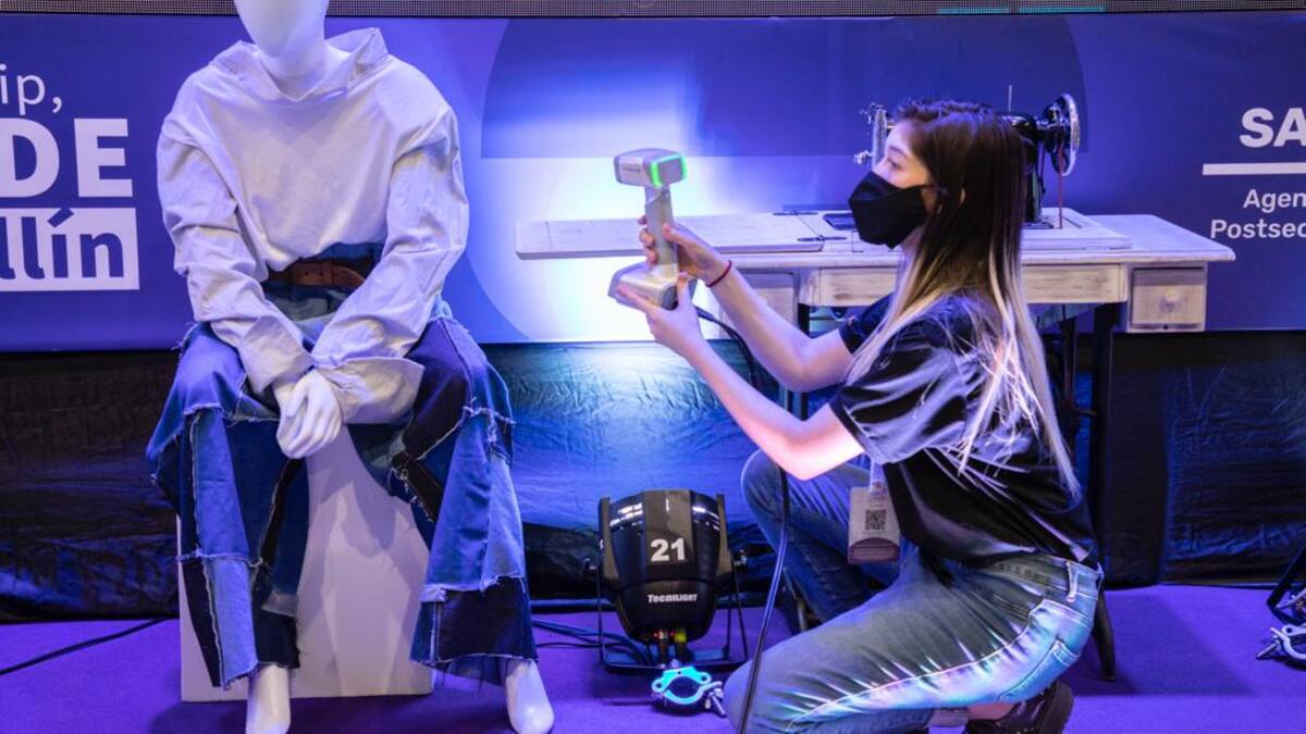 Hologramas y pasarelas digitales llegan a Colombiamoda