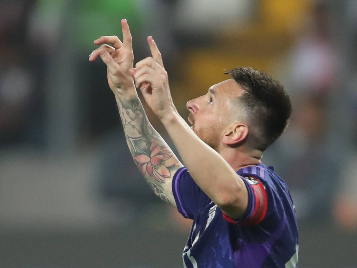 En una noche mágica de Lionel Messi, Argentina venció a Perú en Lima
