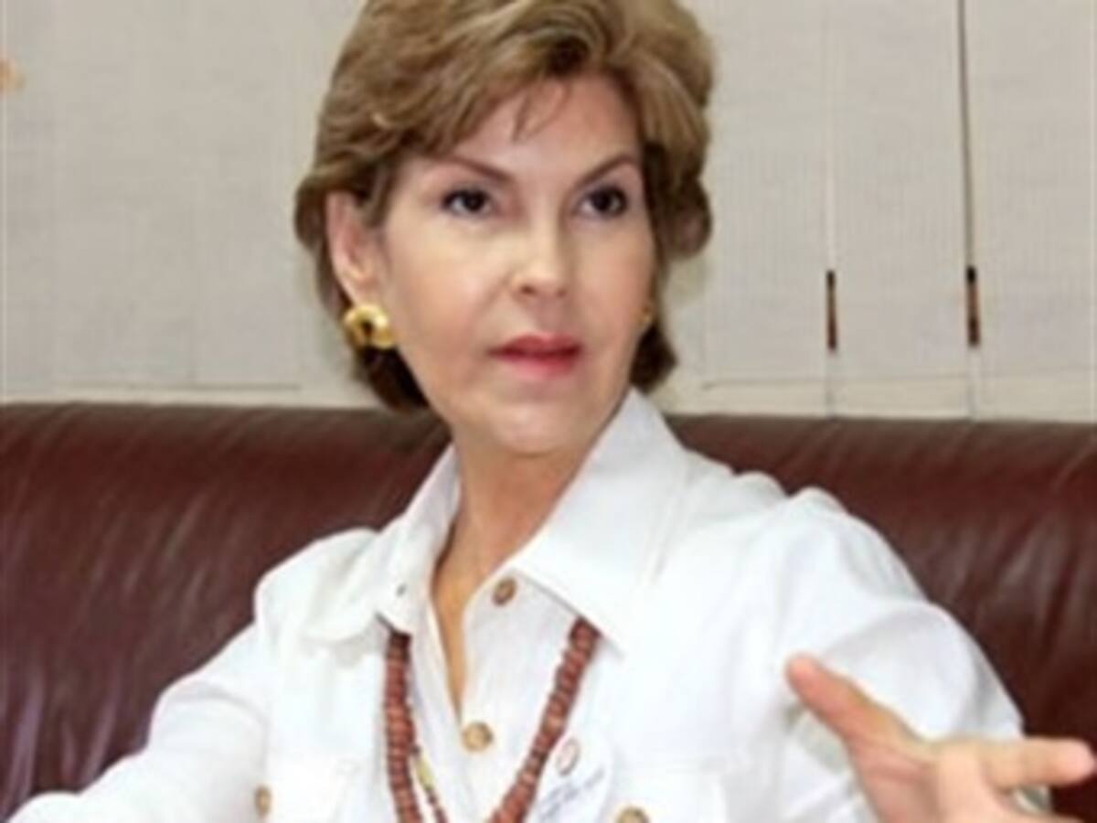 Defensa de Piedad Zuccardi alista entrega de la congresista a la justicia