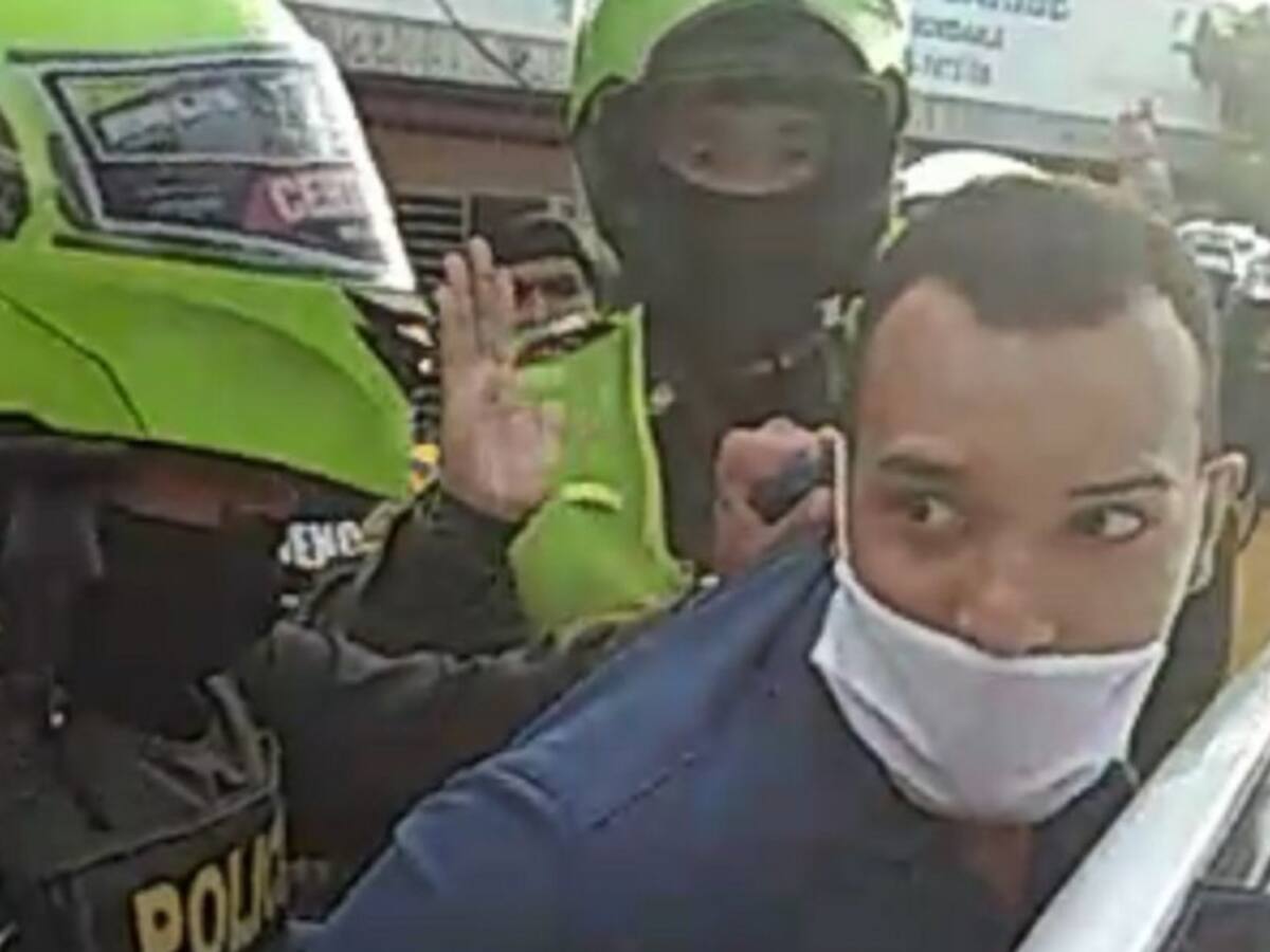Mujer finge ser víctima de robo para sorprender a su esposo siéndole infiel