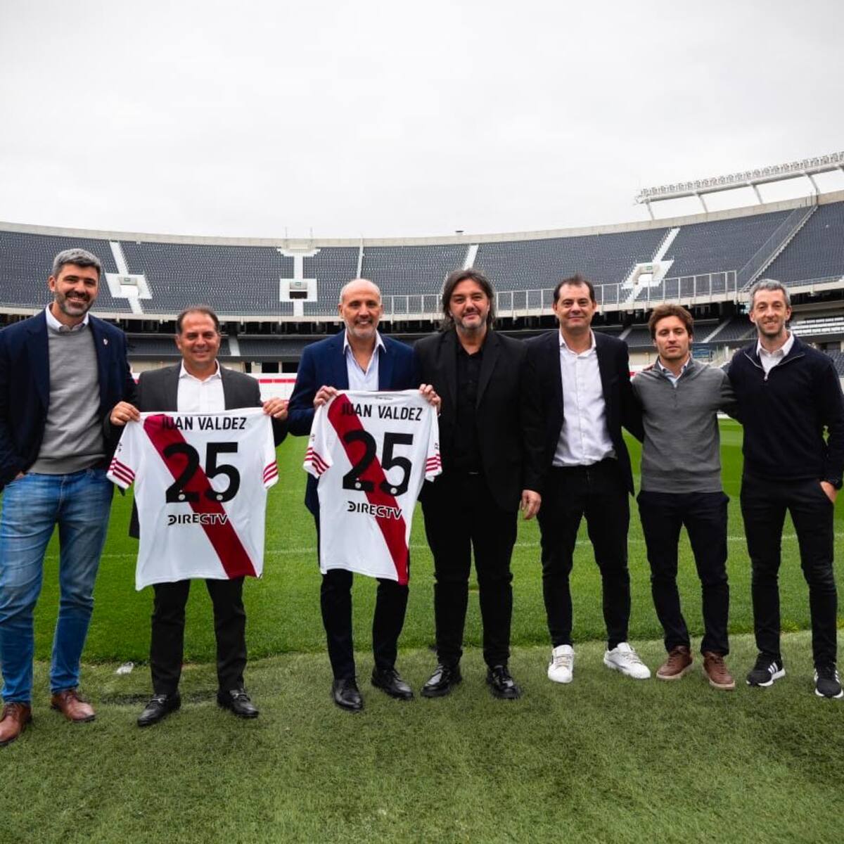 Histórico: Juan Valdez, nuevo patrocinador de River Plate