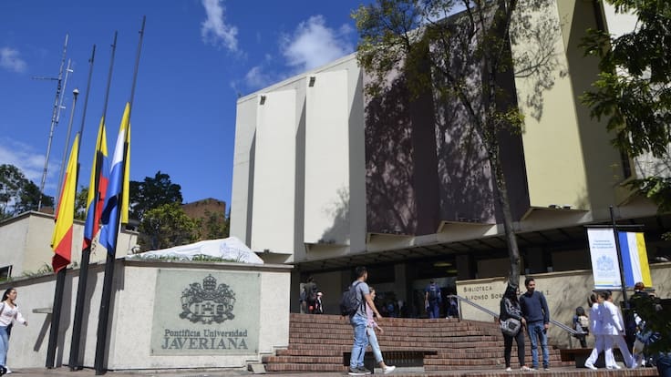 La Universidad Javeriana ofrece cursos gratuitos sobre procedimientos para el COVID-19