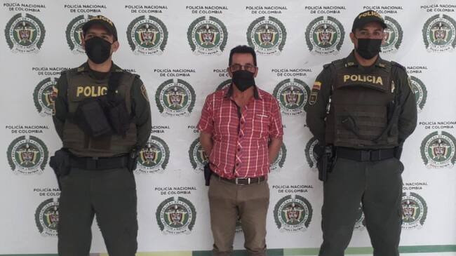 El hombre tiene una investigación vigente por su presunta responsabilidad en el delito de violencia intrafamiliar ocurrida este año.