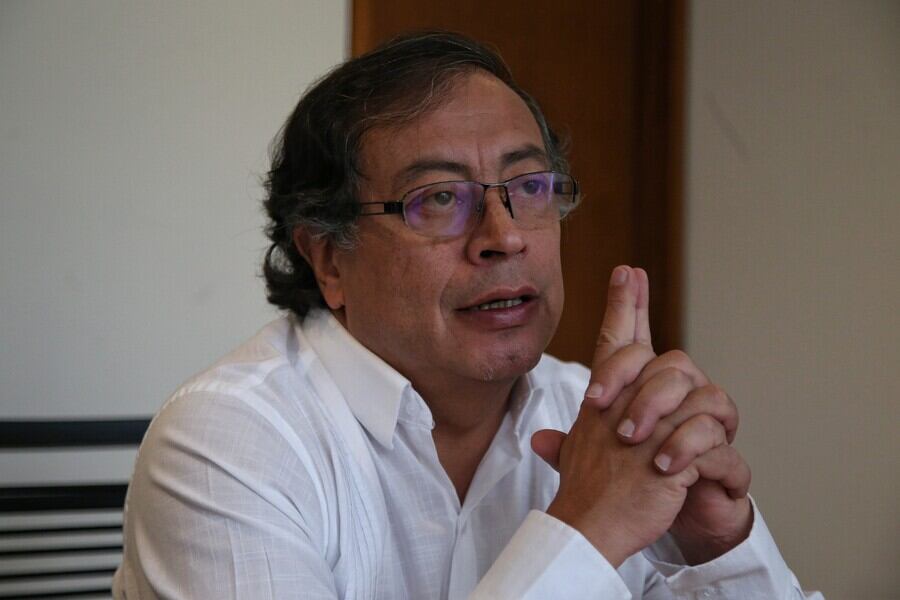 “La denuncia contra Gustavo Petro no tiene cálculo político”: François Roger Cavard