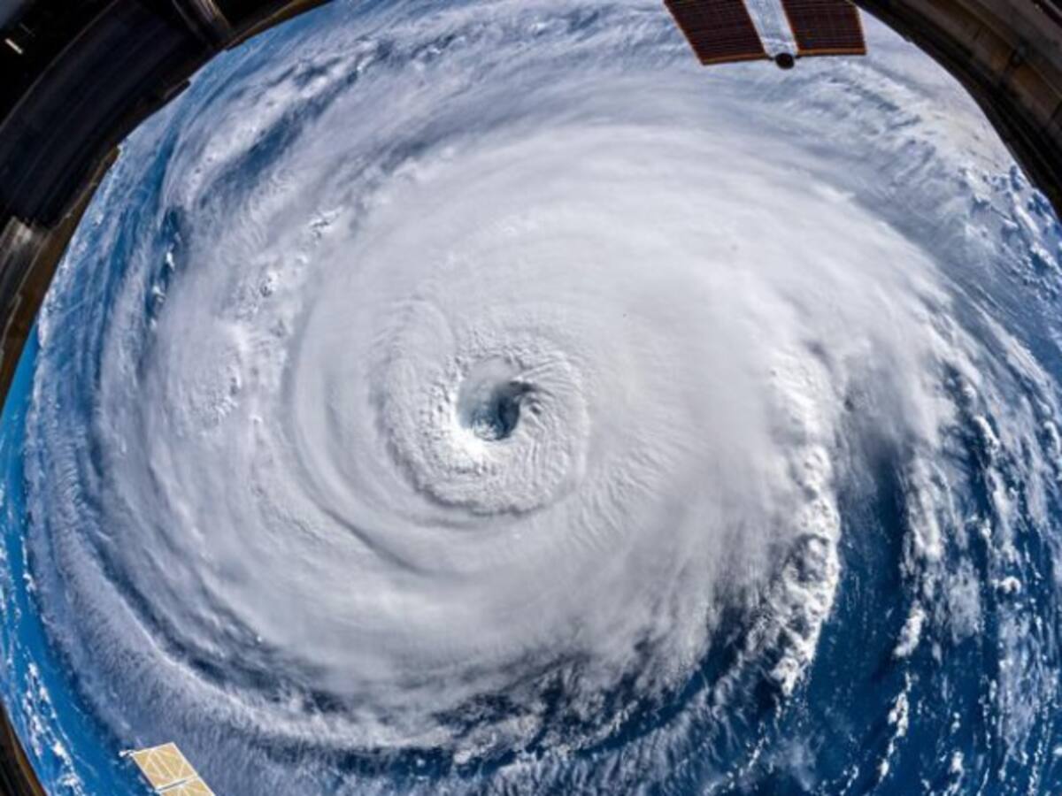 Florence deja cinco muertos y "causa estragos" en Carolina del Norte