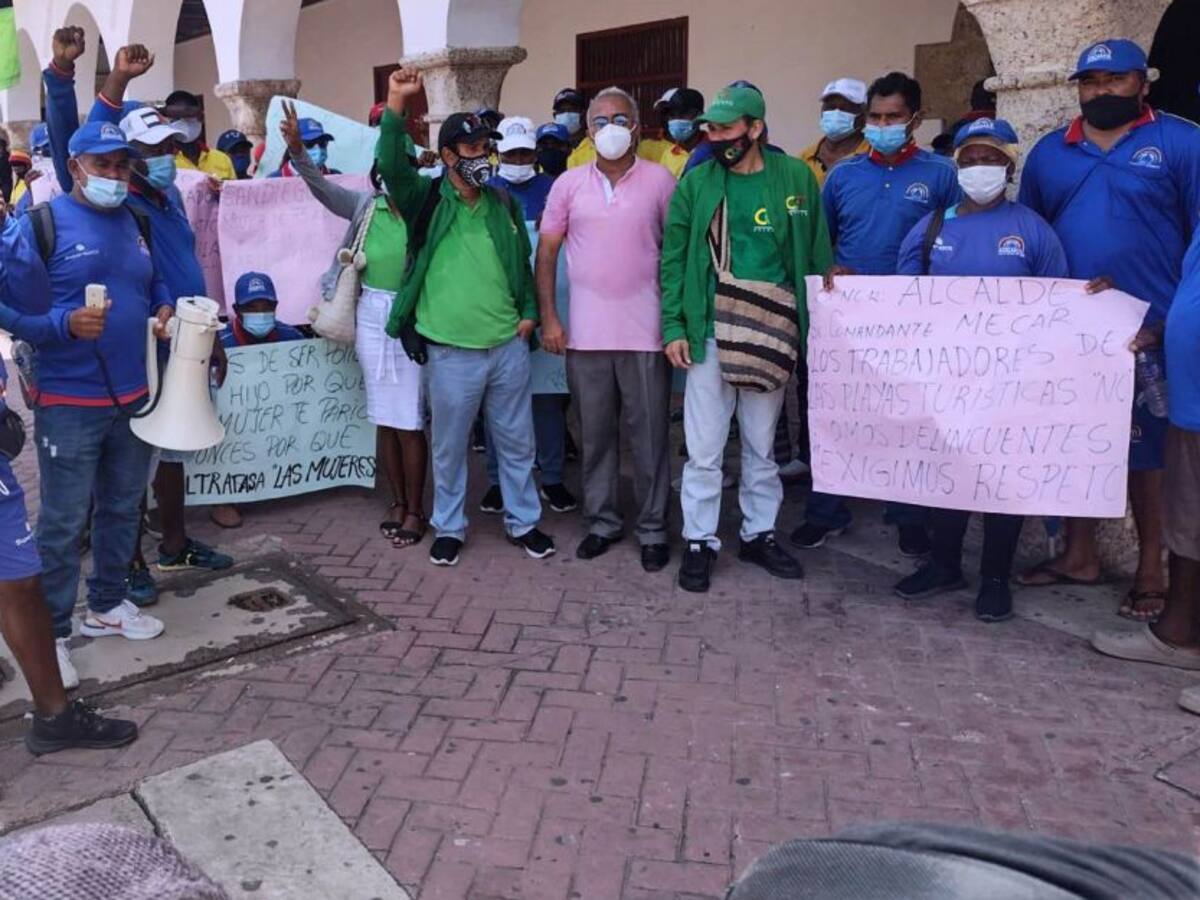 Carperos rechazaron presunta agresión policial a una adulta mayor