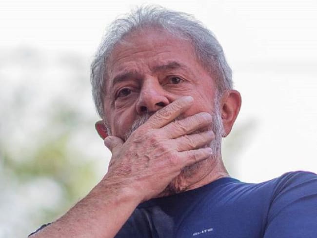 Lula regresa a prisión tras despedir a su nieto fallecido