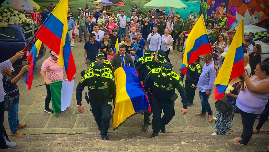 El último adiós al Subintendente Ángelo Martínez.