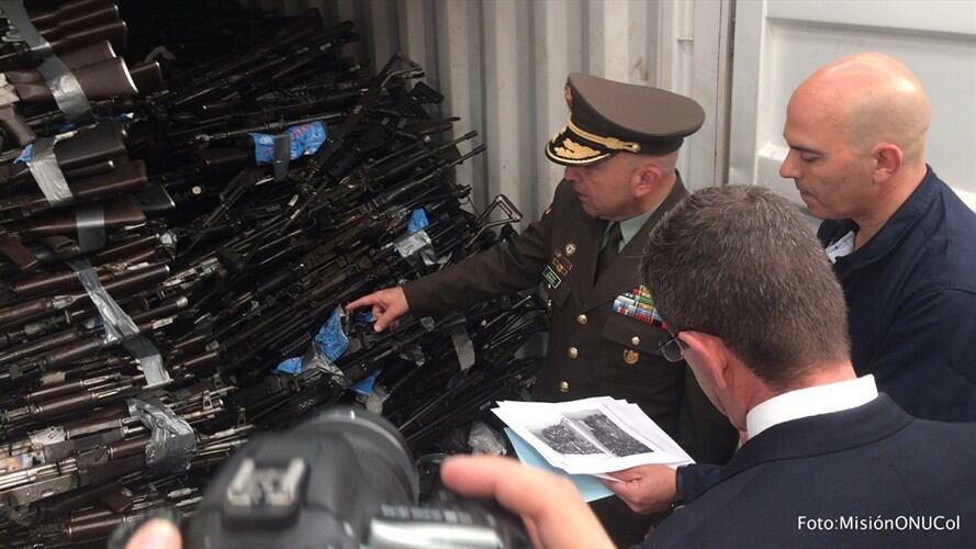 Misión de la ONU entregó al Gobierno material de armas inhabilitadas de las Farc. Foto: Cortesía Misión de la Onu en Colombia
