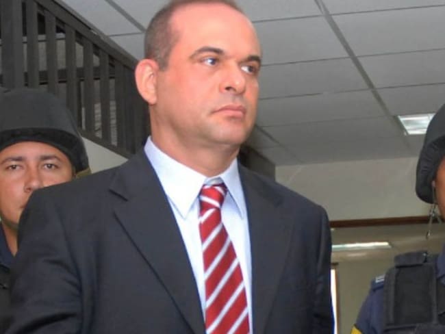 MinJusticia hablará con embajador de EE.UU. sobre extradición de Mancuso