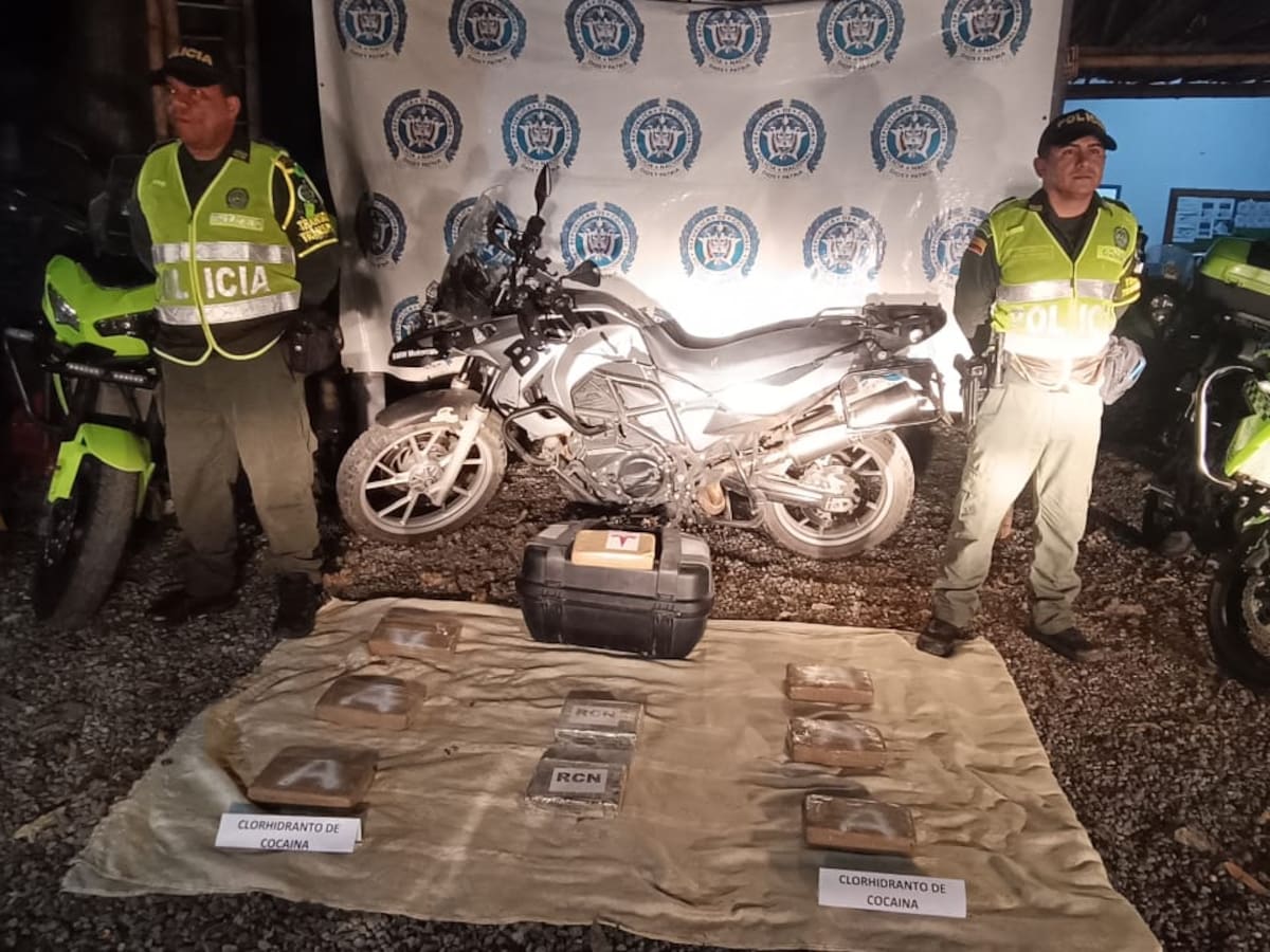 Abandonan más de 9 mil gramos de clorhidrato de cocaína en vías de Caldas