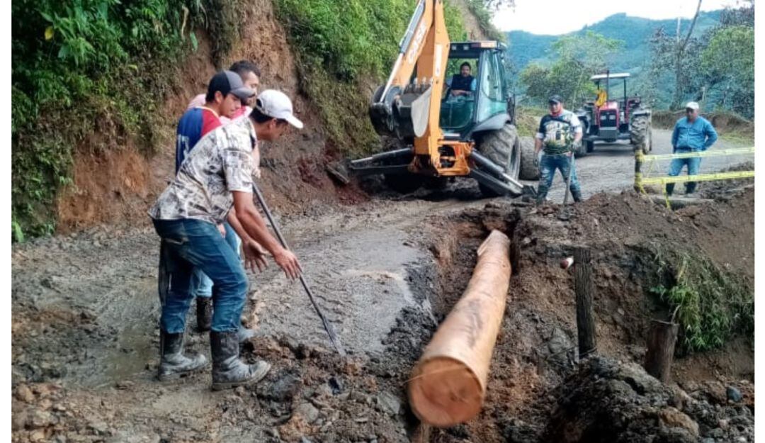 Pérdida de la bancada en vía departamental. 