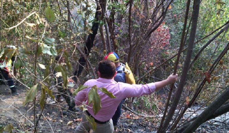 Alcalde Rafael Martínez hace inspección de la zona afectada.