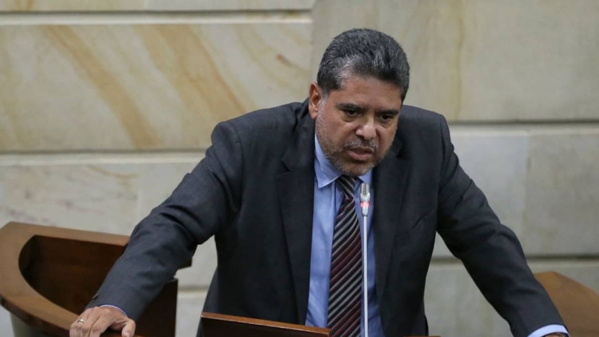 Conservadores oficializaron apoyo a Carlos Hernán Rodríguez a Contraloría