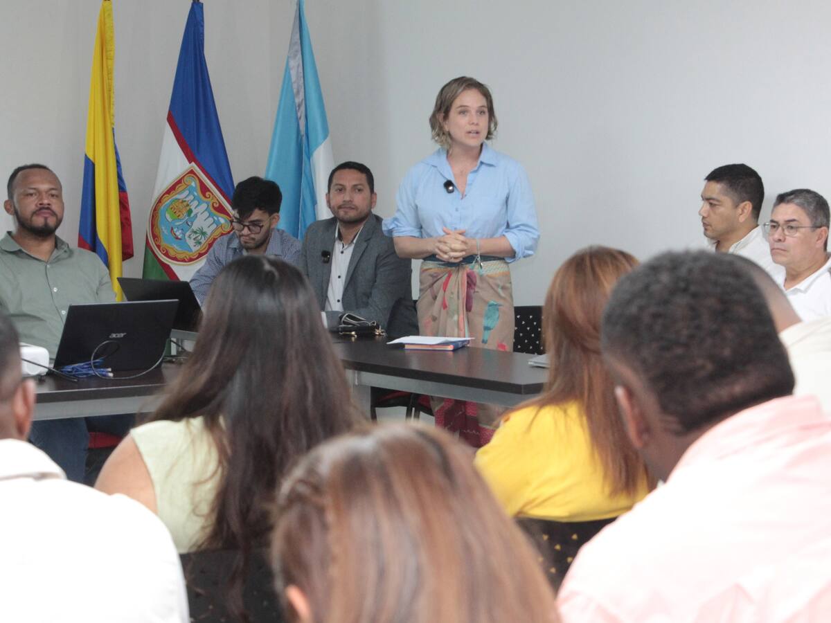 Cali: Secretaría de Educación responde a cuestionamientos en el proceso de contratación del PAE