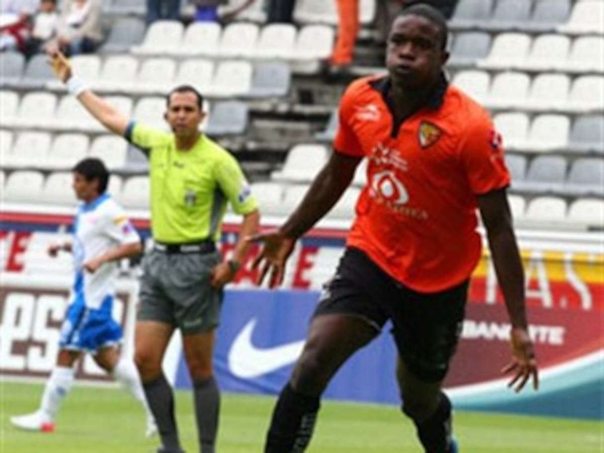 Jhon Córdoba debutará este viernes en la Liga mexicana